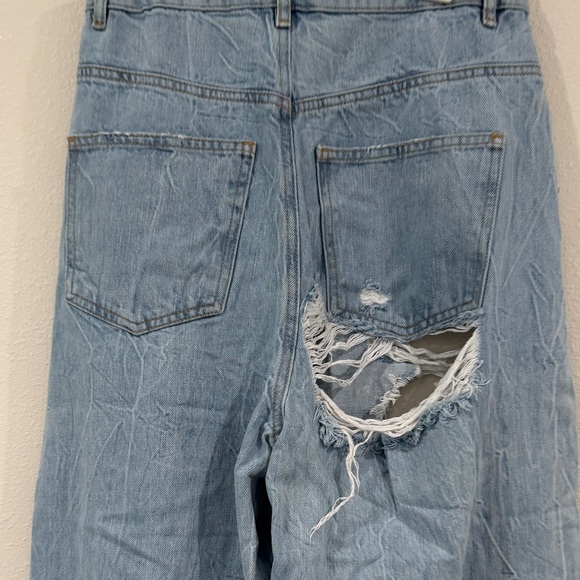 ASOS Distressed Light Blue Jeans - Picture 3 of 6